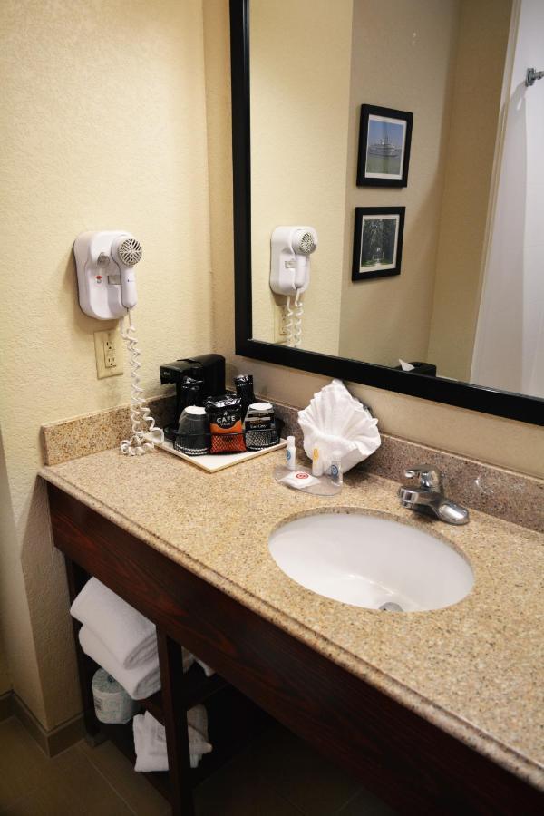 Comfort Inn & Suites Covington - Mandeville Bagian luar foto