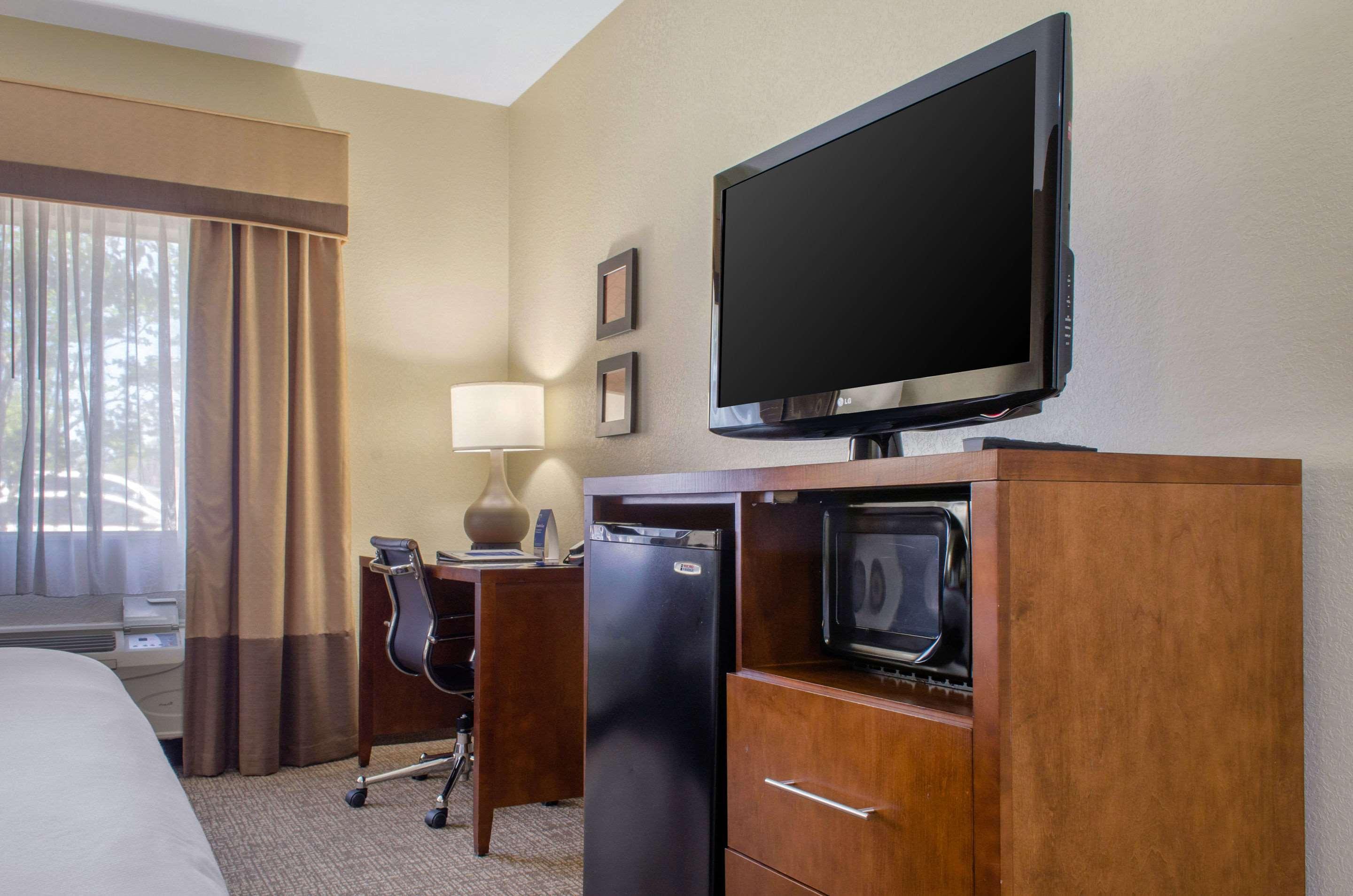 Comfort Inn & Suites Covington - Mandeville Bagian luar foto