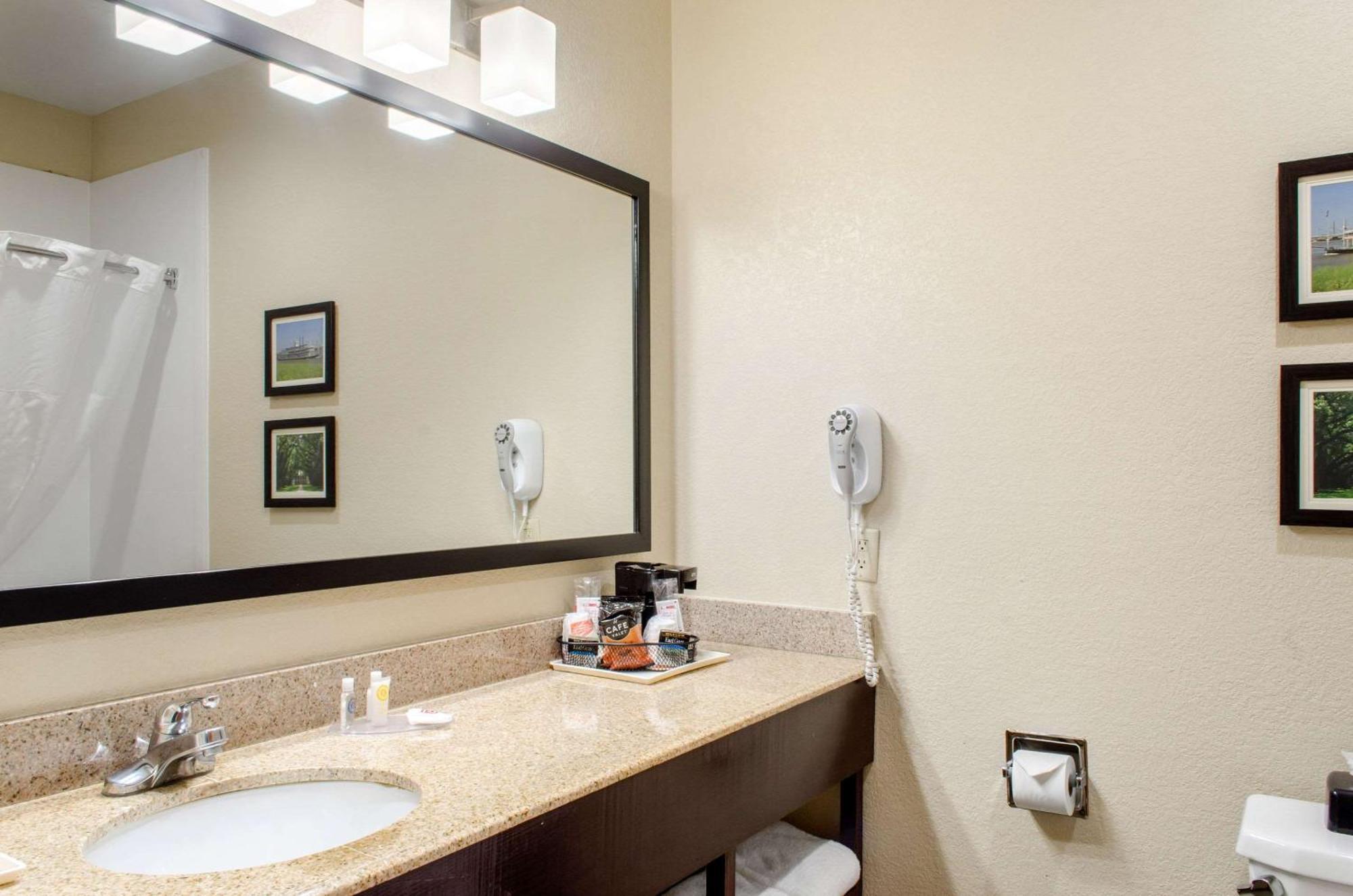 Comfort Inn & Suites Covington - Mandeville Bagian luar foto