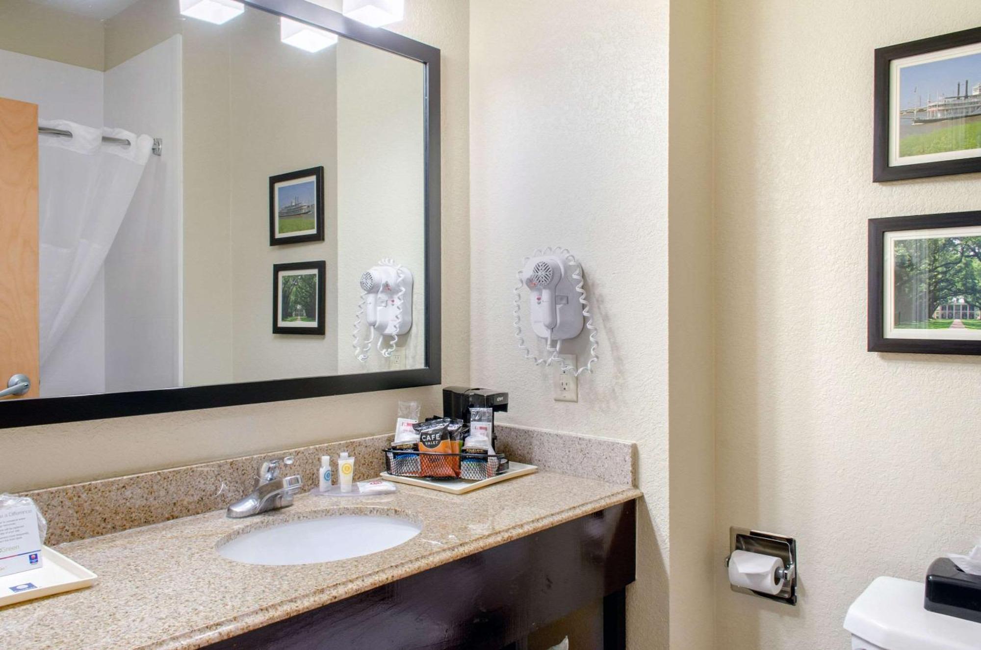 Comfort Inn & Suites Covington - Mandeville Bagian luar foto