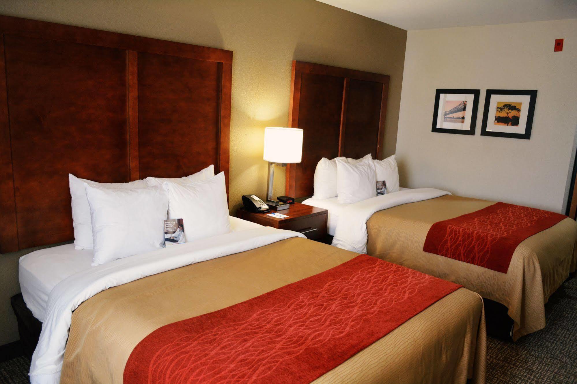 Comfort Inn & Suites Covington - Mandeville Bagian luar foto